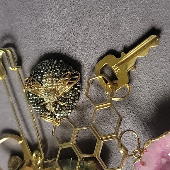 Louis Vuitton lock and key - Picture 16 of 17